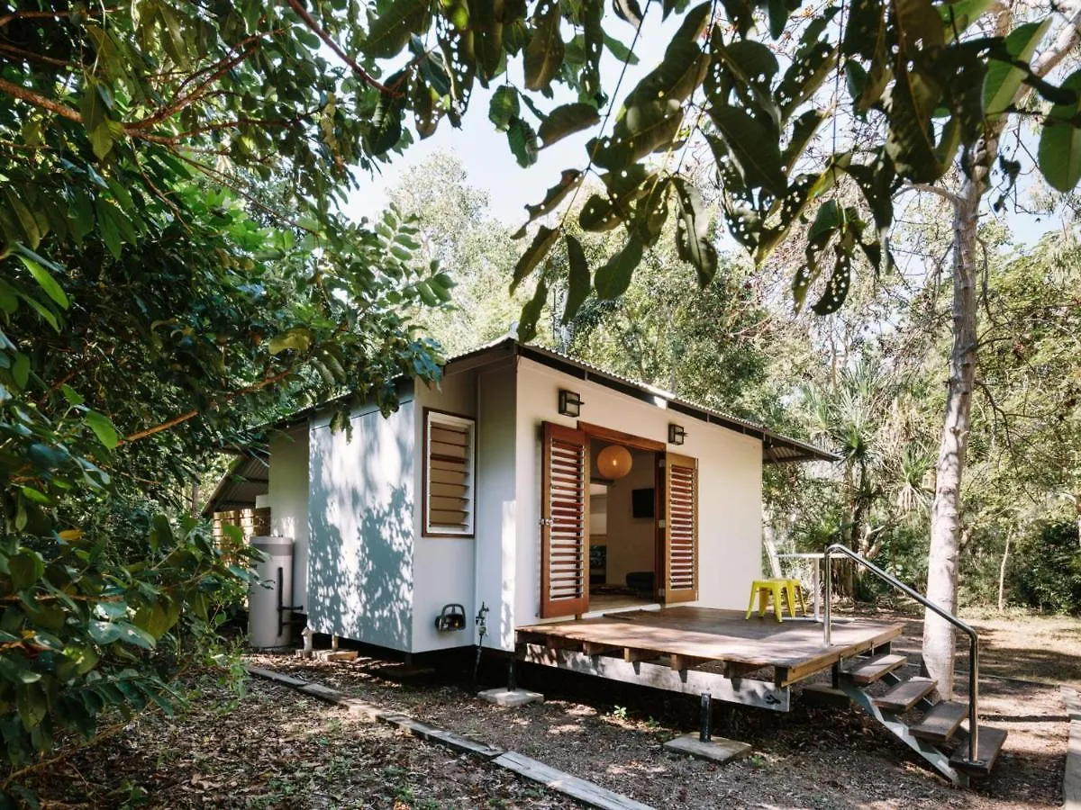 The Little Bush Hut Villa Nelly Bay Australia