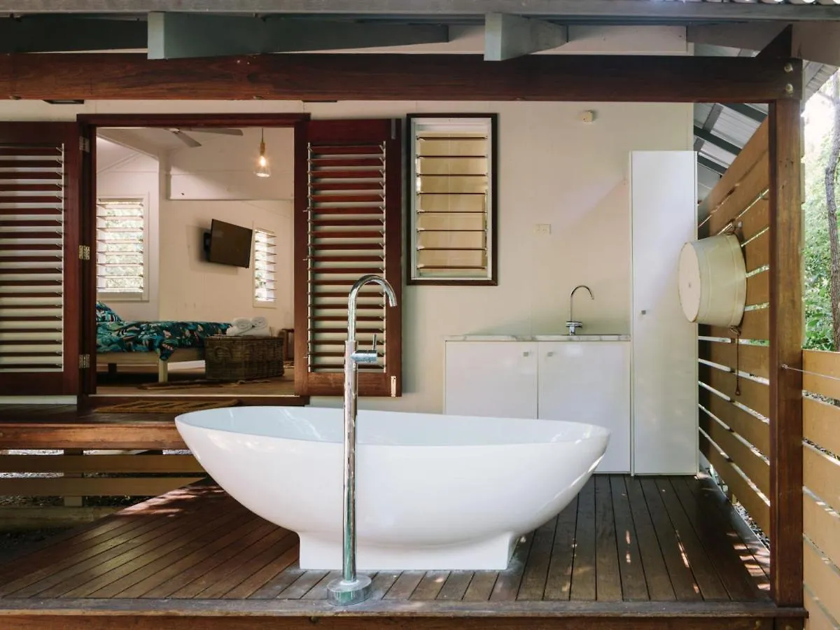 Holiday home The Little Bush Hut Villa Nelly Bay