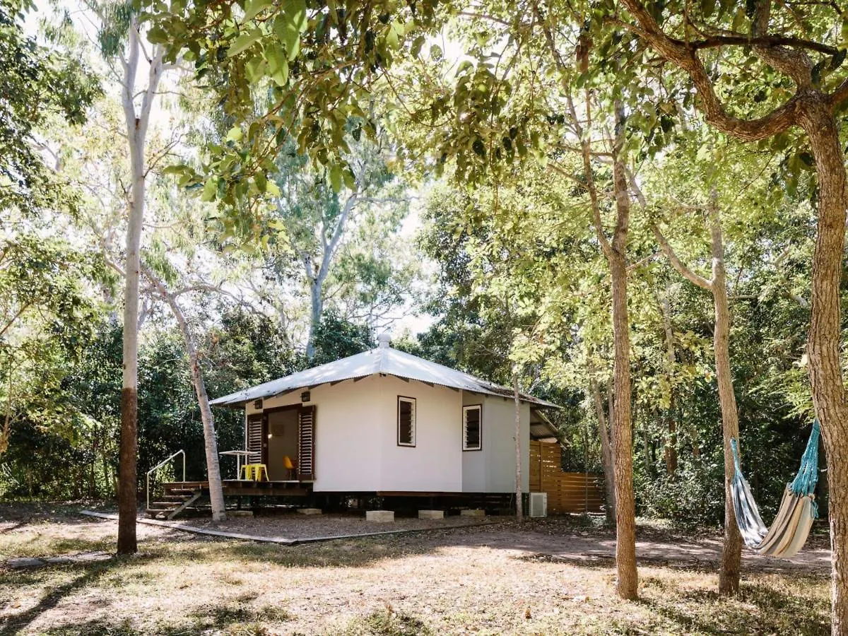 The Little Bush Hut Villa Nelly Bay