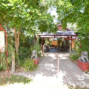 Shambhala Retreat Magnetic Island Holiday home