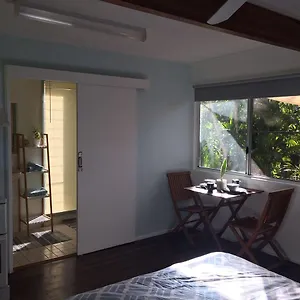 Sea-esta Apartment